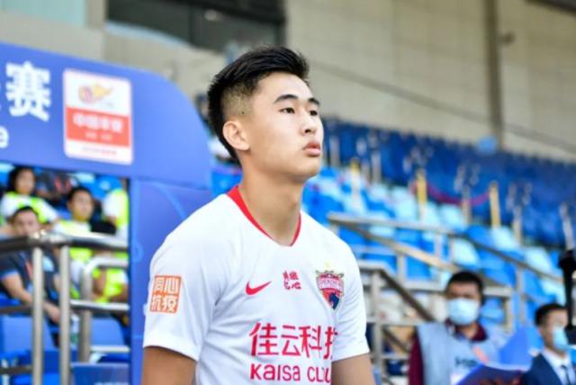 开云体育-【中超】图尔苏诺夫戴伟浚破门 深圳2比1重庆